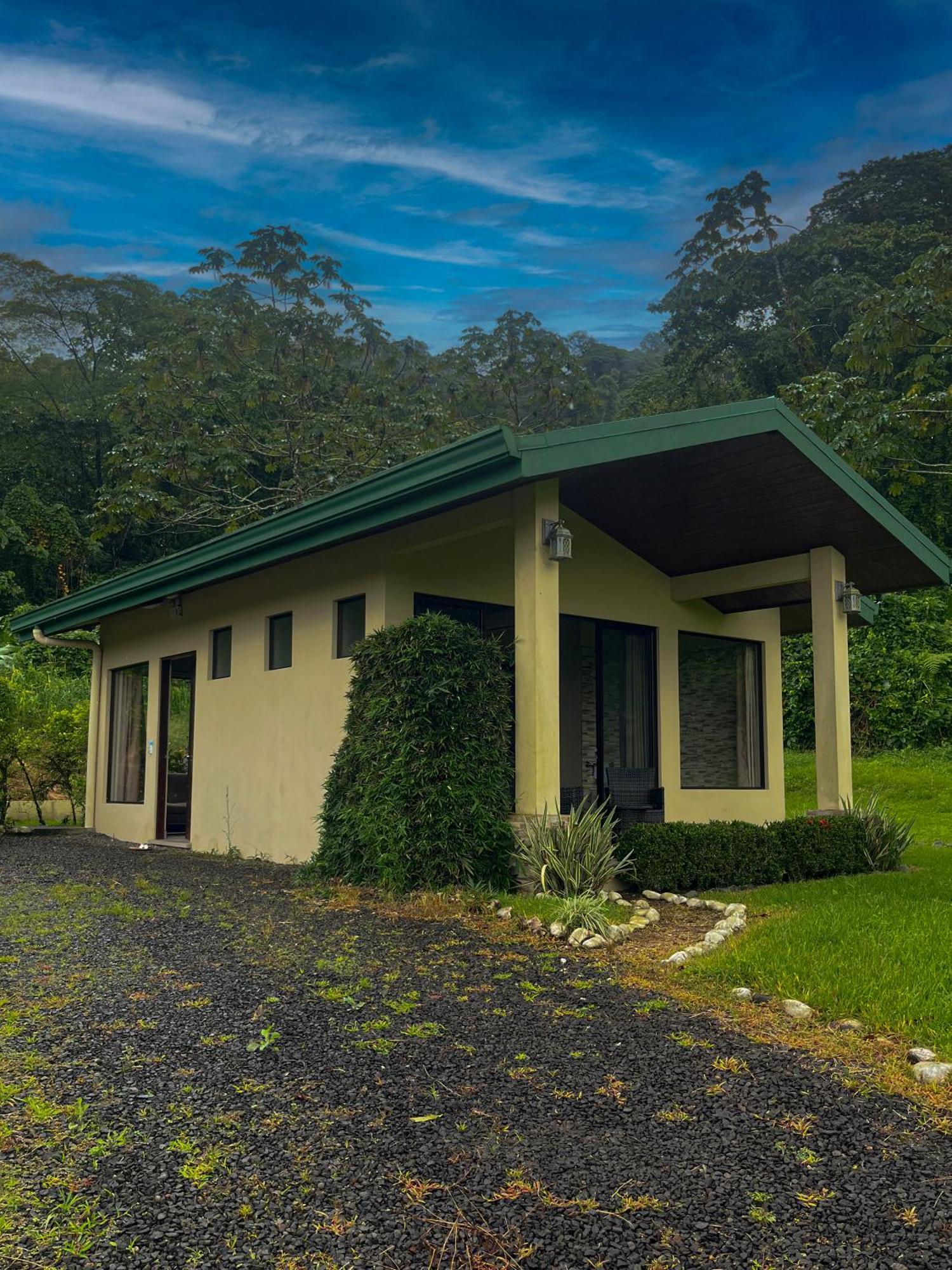 Arenal Roca Suites La Fortuna Екстериор снимка
